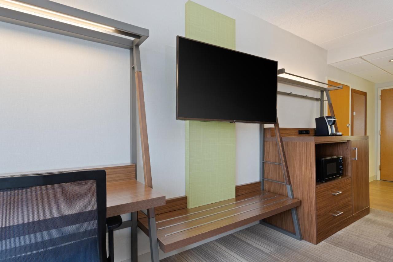 Holiday Inn Express Hauppauge-Long Island By Ihg Luaran gambar